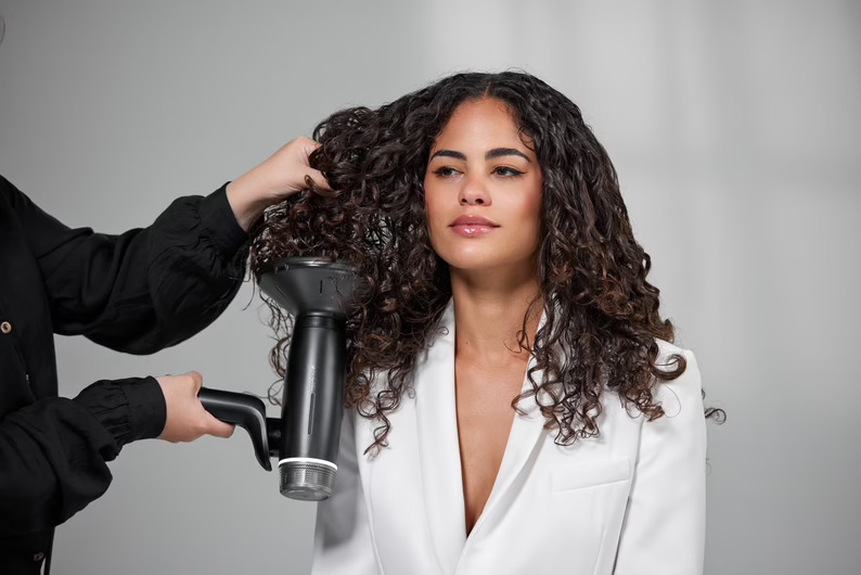 ghd lanza Speed, su secador profesional ultra-rápido