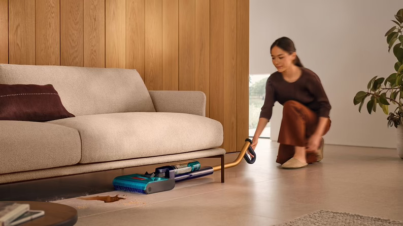Dyson lanza su segunda fregona eléctrica, esta vez con secado por aire caliente