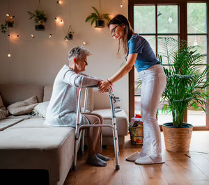 Arquisocial suma un nuevo contrato de atención domiciliaria en La Rioja