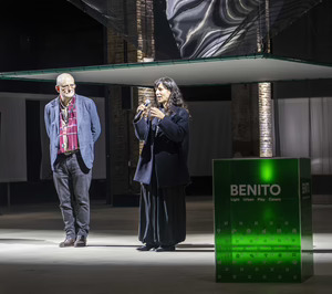 Benito Urban colabora con Laia Estruch en AÜC, una de las instalaciones destacadas del Llum BCN 2026