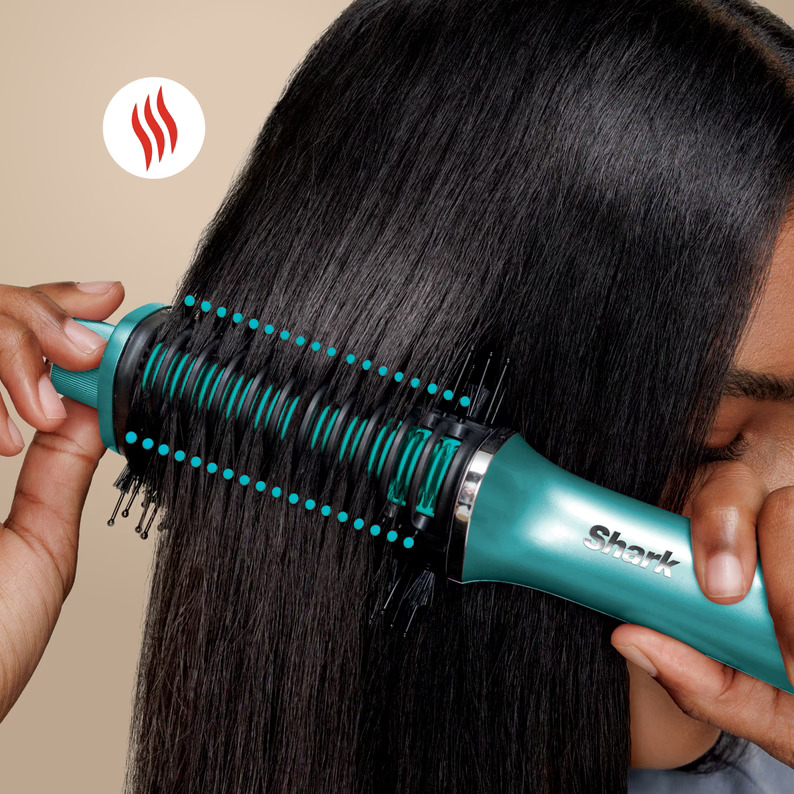 Shark presenta Glossi: el accesorio de calor y Air Glosser 2 en 1