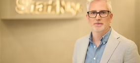 James Kitto, Vicepresidente Sénior de Europa, Oriente Medio y África