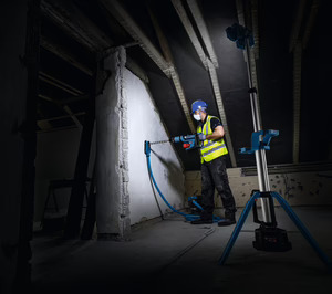 Bosch lanza una nueva torre de iluminación a batería