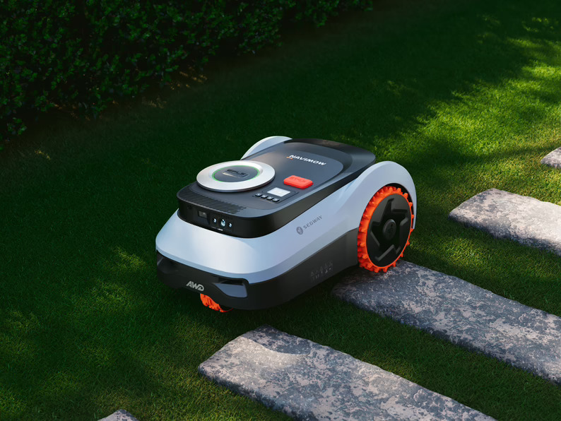Navimow presenta en España sus cortacéspedes robóticos