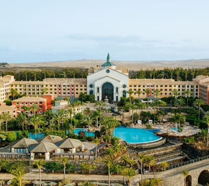 R2 Hotels firma una alianza con Summum Hotel Group