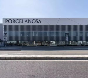 Porcelanosa inaugura nuevo showroom en Vila-real y regresa a sus orígenes