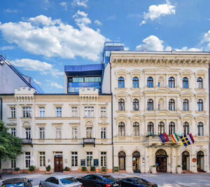 Meliá hace su entrada en Hungría