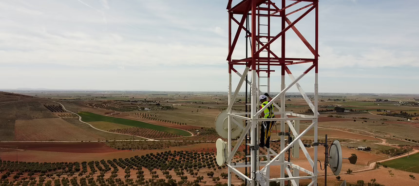 Gestioniza Infraestructuras adquiere la instaladora colombiana Sitoc para impulsar su crecimiento exterior