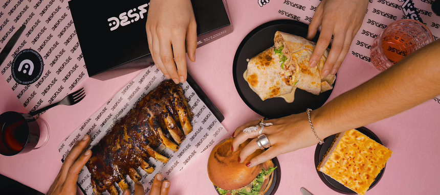 Desfase cesa su actividad