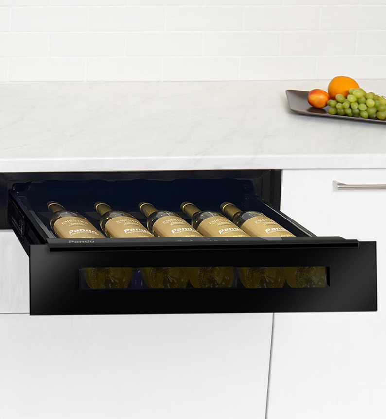 Pando suma su nueva vinoteca de cajón PVMC 15-5