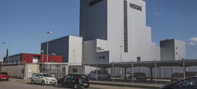Nestlé impulsa la sostenibilidad de su planta de Girona con nuevas inversiones