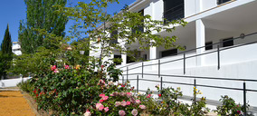 Entrepinares incrementa su red geriátrica en Andalucía con su primer centro propio y un nuevo centro de día