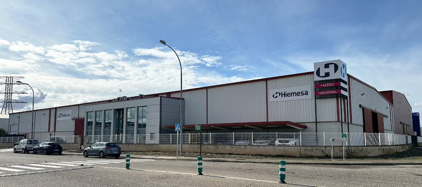 Hiemed abre dos nuevos almacenes en Marchamalo y Segovia