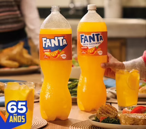Fanta intensificará su presencia en su aniversario, al que llega liderando categoría y con una cuota en ascenso