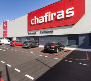 La distribuidora canaria Chafiras reordena sus puntos de venta en Adeje