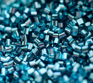 El precio de las materias primas plásticas aumenta más del 30% desde el inicio de la guerra en Irán