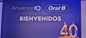 Oral B (P&G) celebra su 40 aniversario