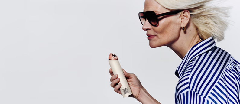 Dyson sale de casa en forma de ventilador de mano