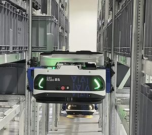 Cainiao presenta un nuevo robot trepador para almacenes