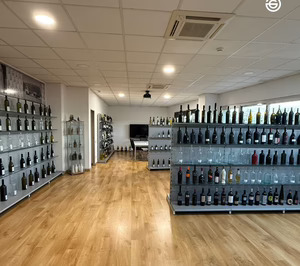 Global Gamavetro formaliza la absorción de una empresa riojana de envases de vidrio prémium