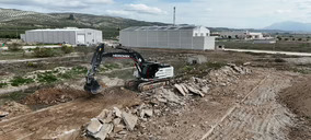 Una nueva fábrica de elementos industrializados en madera ultima su instalación en Granada