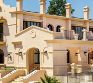 La francesa Advenis compra el edificio de la clínica de salud mental Ita Coín