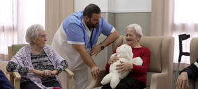 Savia inicia el proyecto pionero MyRobot para fomentar la inclusión social de personas con demencia