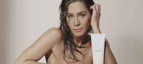 La marca de cuidado capilar de Jenifer Aniston llega a España a través de Douglas