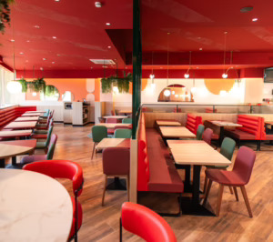 Vips se estrena en el C.C. Oasiz