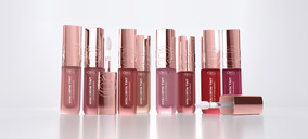 LOreal presenta Hyaluron Tint, que combina color y sérum labial