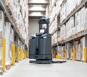 MiR1200 Pallet Jack e IA simplificada lideran la propuesta de Universal Robots y MiR en Advanced Factories 2026