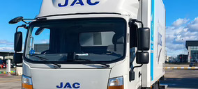 Transportes Jorbana incorpora dos camiones de JAC y potencia la electrificación de la logística frigorífica de DIA