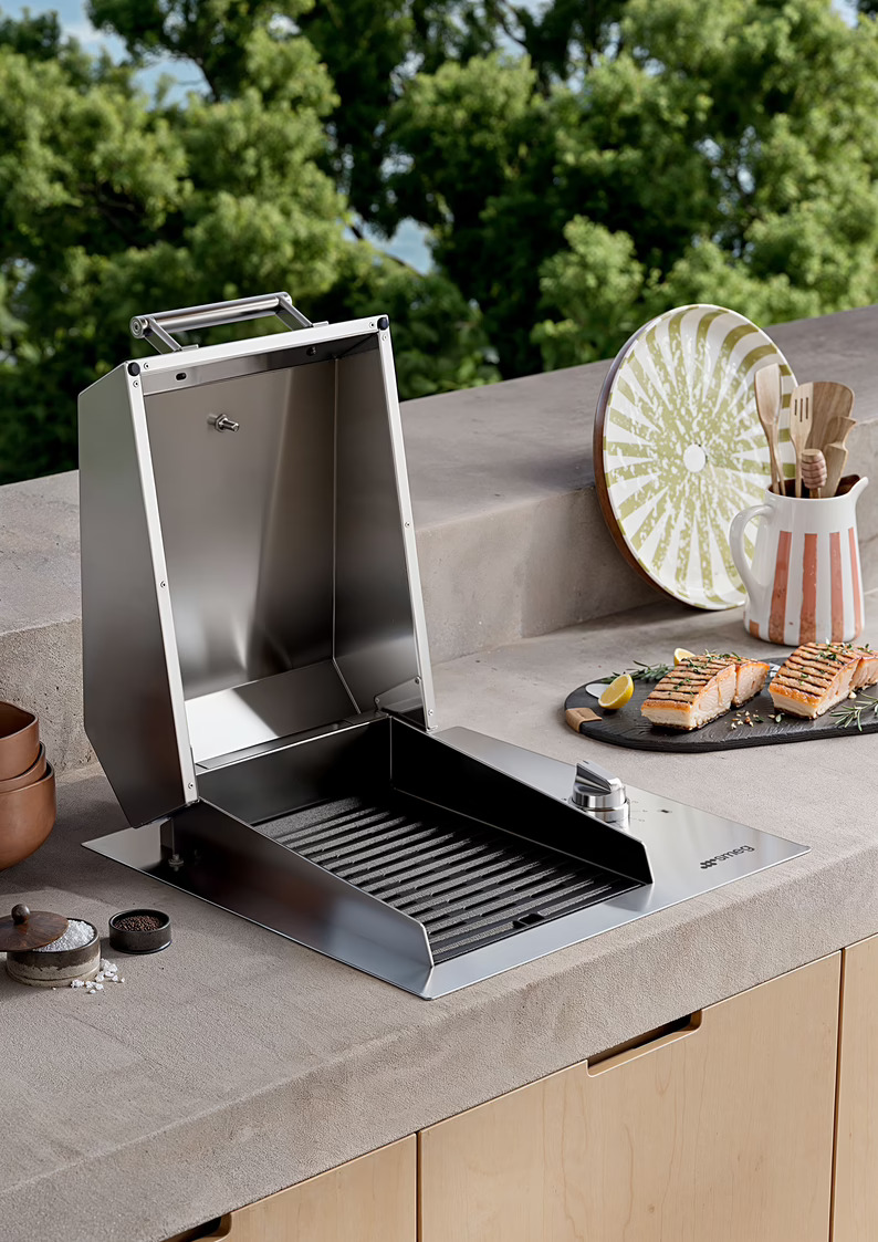 Smeg pone toda la carne en el asador