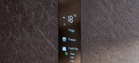 Cecotec Tailor Made, frigoríficos con frontales de cristal efecto piedra