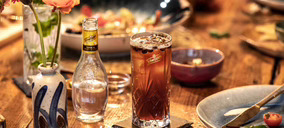 Schweppes y Starbucks inauguran la categoría de coffee tonic