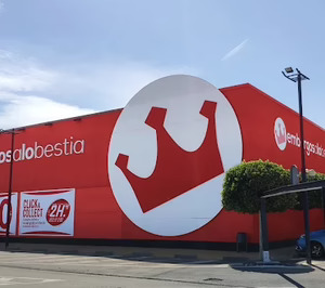 Embargosalobestia cierra su tienda de Nueva Condomina