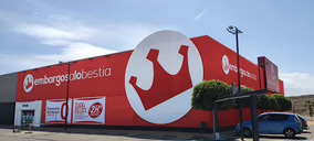 Embargosalobestia cierra su tienda de Nueva Condomina