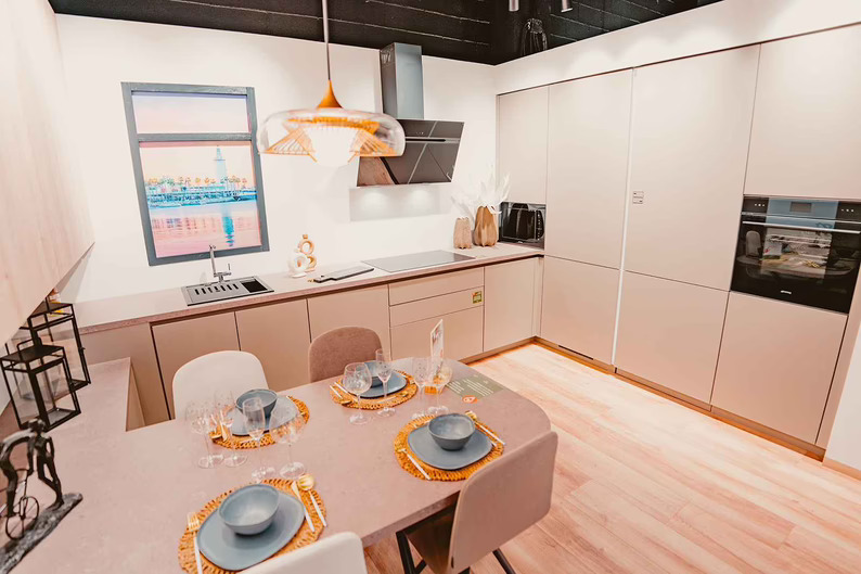 Èggo Cocinas inaugura una tienda en Mijas y gestiona dos nuevos proyectos