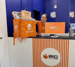 Just Eat suma a PcComponentes en la app para ofrecer más de 150 productos en informática, gaming y smart home