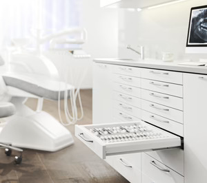 Häfele lanza un nuevo sistema de cajones para clínicas, laboratorios y entornos sanitarios