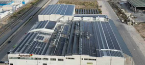 Agotzaina supera la barrera de los 1.000 M€ y vuelve a comprar en el mercado avícola de puesta