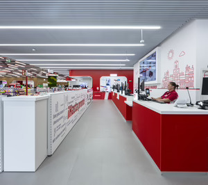 ¿Cuánto facturó MediaMarkt España en los 6 primeros meses del ejercicio 2025/26?