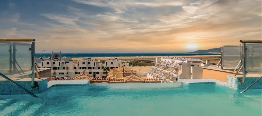 Radisson Individuals incorpora el hotel tarifeño Lances