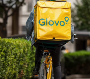 Skello y Glovo sellan una alianza para digitalizar la gestión de equipos en restauración y retail
