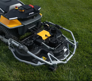 Stiga presenta APX Pro, el nuevo robot cortacésped autónomo con IA