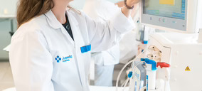 Fresenius Medical Care instala equipos de hemodiálisis de última generación en la unidad de diálisis del Hospital Juaneda Miramar