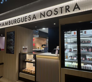 Hamburguesa Nostra reinaugura su local de LIlla Diagonal