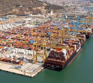 Ligera recuperación en los tráficos de los puertos de interés general hasta mayo