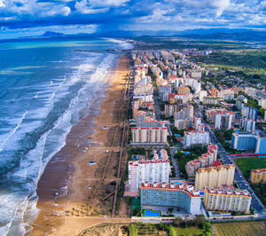 Un hotel de Playa de Gandía reforma sus instalaciones y servicios por más de 2 M