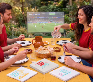 Renova lanza una edición especial de servilletas con frases míticas de fútbol